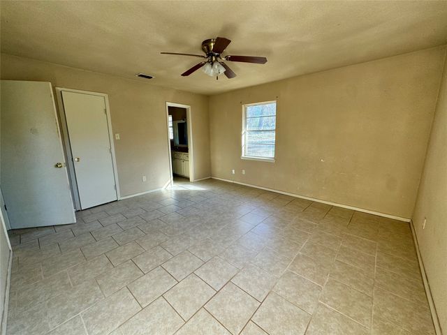 1314 Forrest Drive, Canton, TX 75103