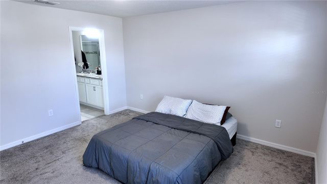 5064 CASPIAN ST, St Cloud, FL 34771