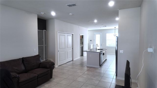 5064 CASPIAN ST, St Cloud, FL 34771