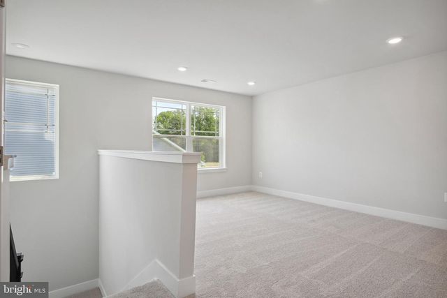 24389 LONG POND DR, Lewes, DE 19958