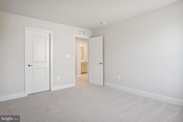 24389 LONG POND DR, Lewes, DE 19958