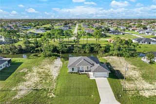 1828 NW 30th TER, Cape Coral, FL 33993