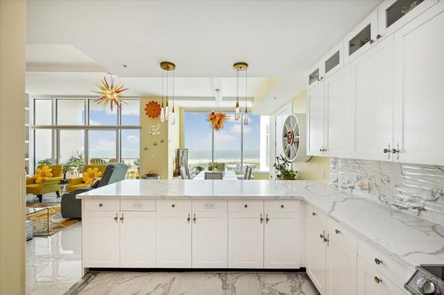 500 Seawall Blvd # 1014, Galveston, TX 77550