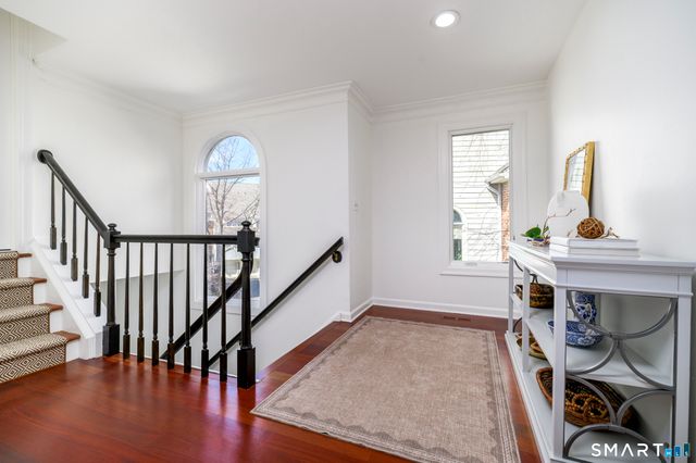 123 Harbor Drive APT 203, Stamford, CT 06902