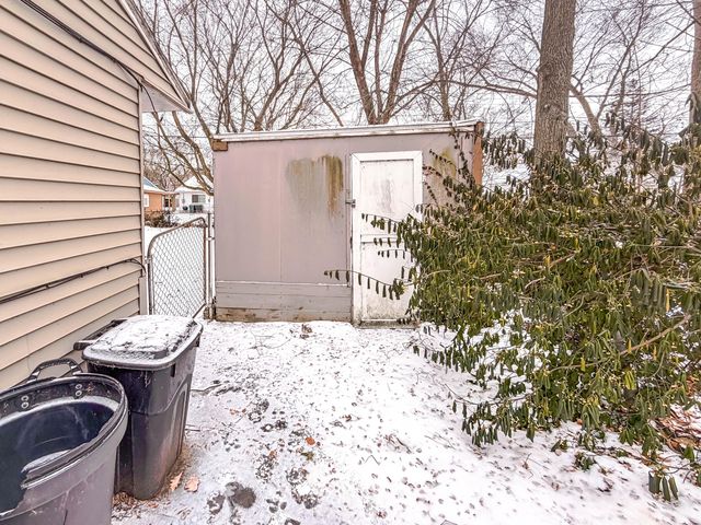 10111 Corning Street, Oakland Twp, MI 48237