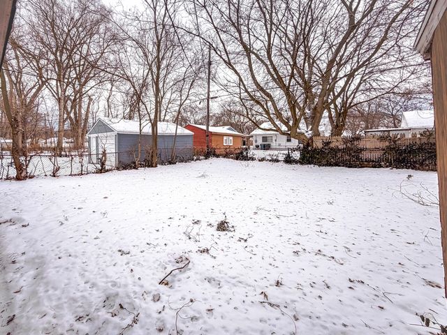 10111 Corning Street, Oakland Twp, MI 48237