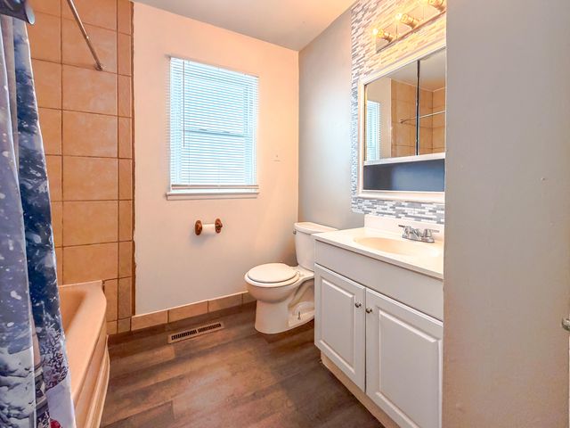 10111 Corning Street, Oakland Twp, MI 48237