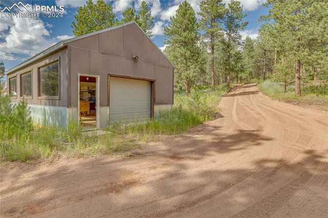 11150 W Highway 24, Crystola, CO 80819