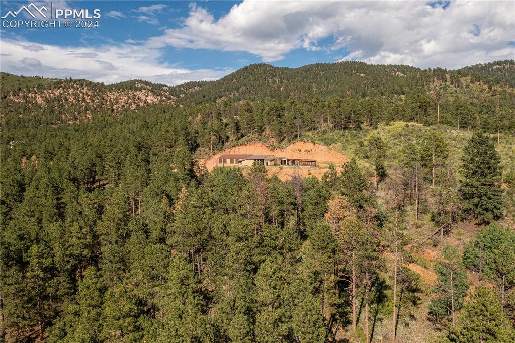 11150 W Highway 24, Crystola, CO 80819 — photo 2
