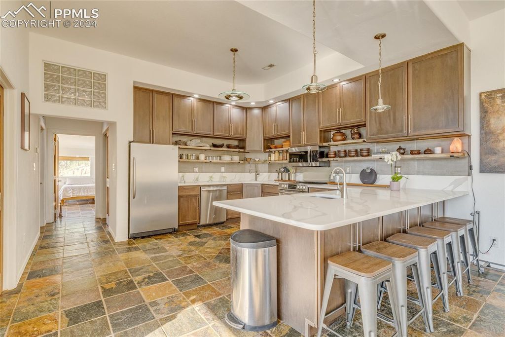 11150 W Highway 24, Crystola, CO 80819 — photo 5