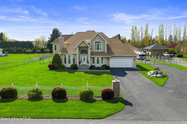 7255 N Colfax ST, Dalton Gardens, ID 83815