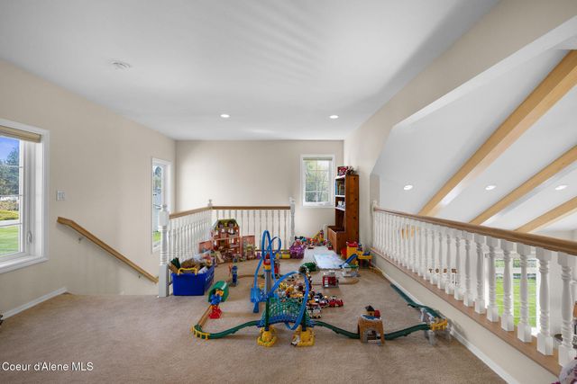 7255 N Colfax ST, Dalton Gardens, ID 83815