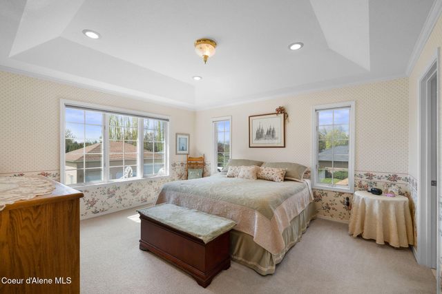 7255 N Colfax ST, Dalton Gardens, ID 83815