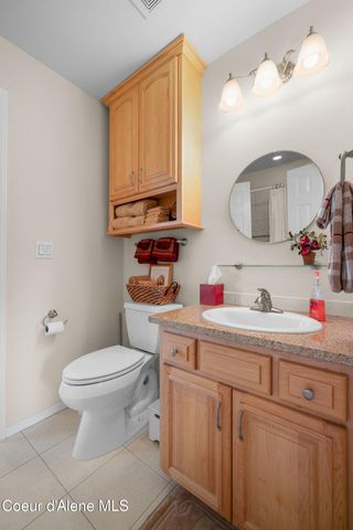 7255 N Colfax ST, Dalton Gardens, ID 83815