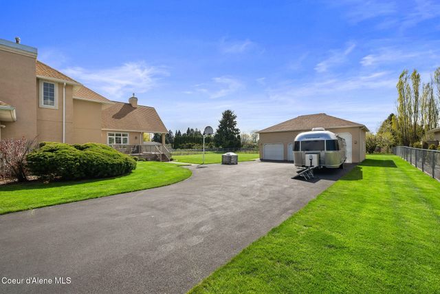 7255 N Colfax ST, Dalton Gardens, ID 83815