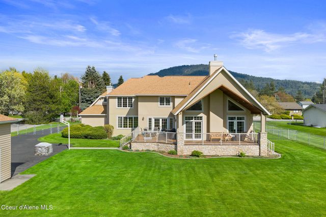 7255 N Colfax ST, Dalton Gardens, ID 83815