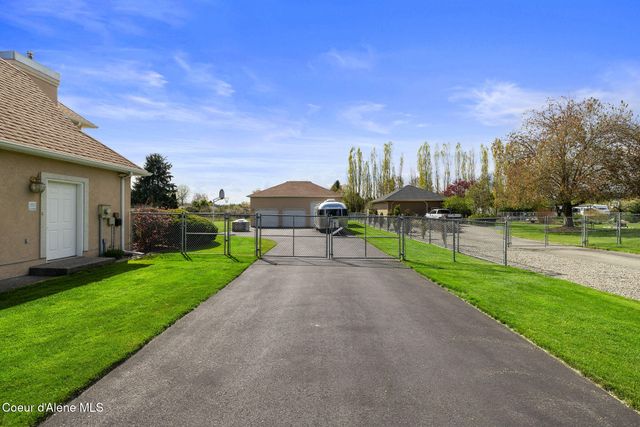 7255 N Colfax ST, Dalton Gardens, ID 83815