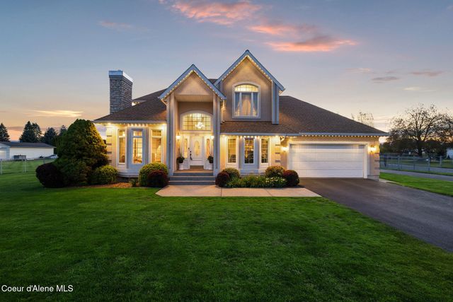 7255 N Colfax ST, Dalton Gardens, ID 83815