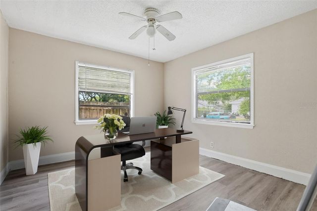 911 MAGNOLIA DRIVE, Clearwater, FL 33756
