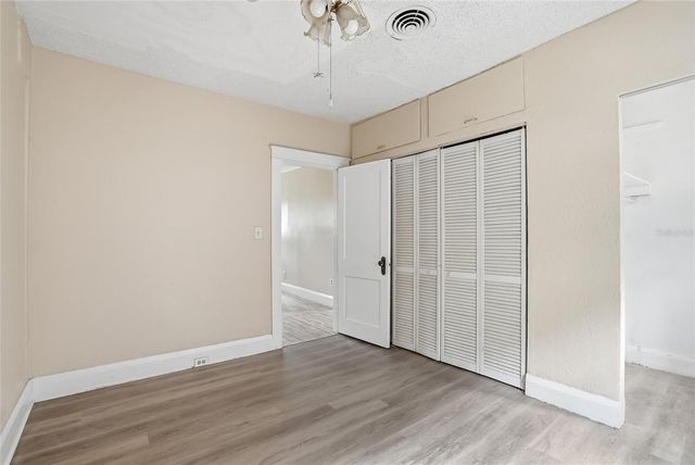 911 MAGNOLIA DRIVE, Clearwater, FL 33756