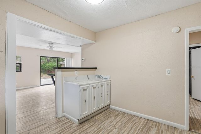 911 MAGNOLIA DRIVE, Clearwater, FL 33756