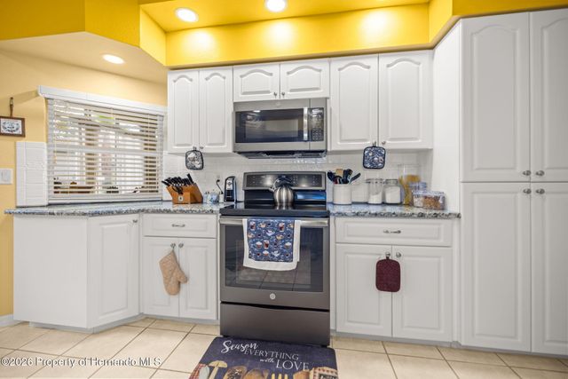 1 Plumbago Drive, Homosassa, FL 34446