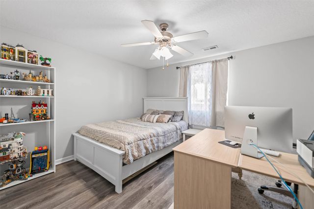 2210 SE Leeann Drive, Waukee, IA 50263