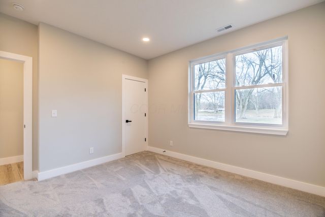 151 Apple Blossom Road SW, Pataskala, OH 43062