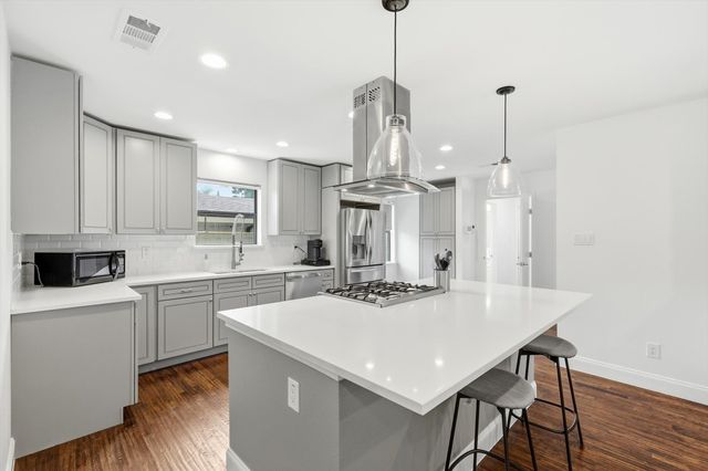 10469 Sinclair Avenue, Dallas, TX 75218