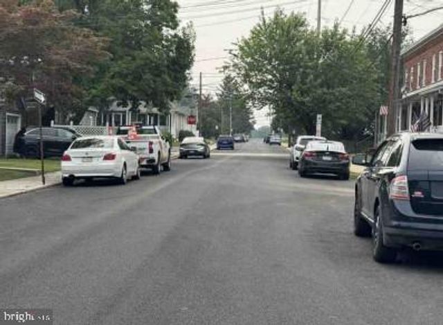 423 W PENN ST, Carlisle, PA 17013