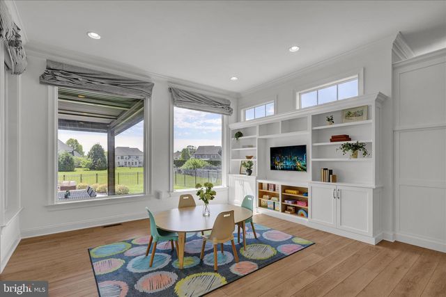 658 FLEETWOOD DR, Lititz, PA 17543