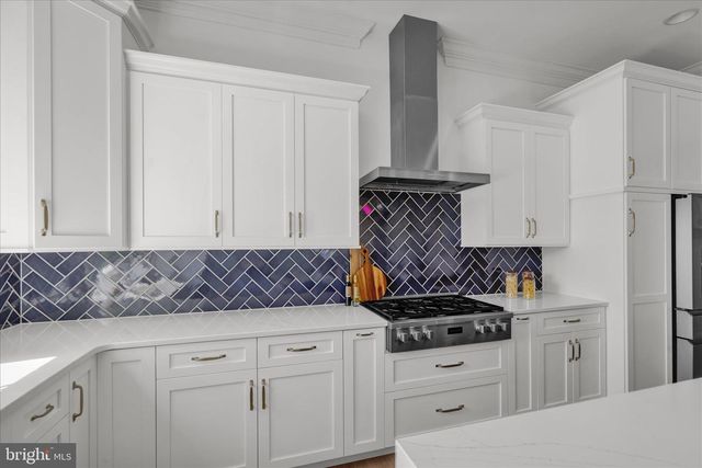 658 FLEETWOOD DR, Lititz, PA 17543
