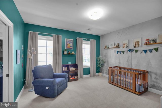658 FLEETWOOD DR, Lititz, PA 17543