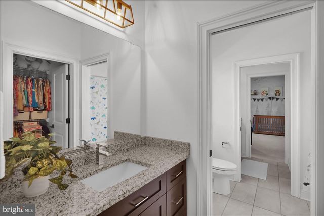 658 FLEETWOOD DR, Lititz, PA 17543