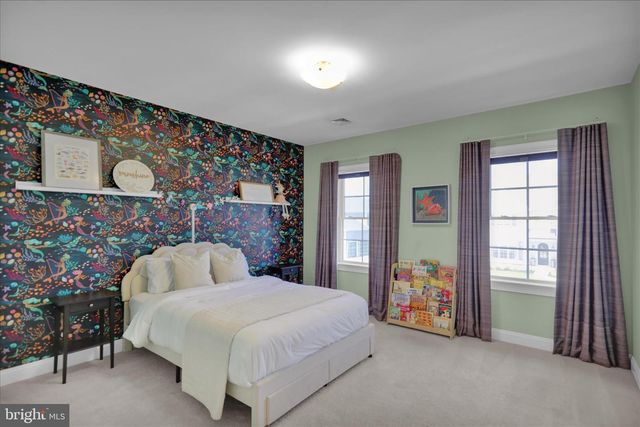 658 FLEETWOOD DR, Lititz, PA 17543