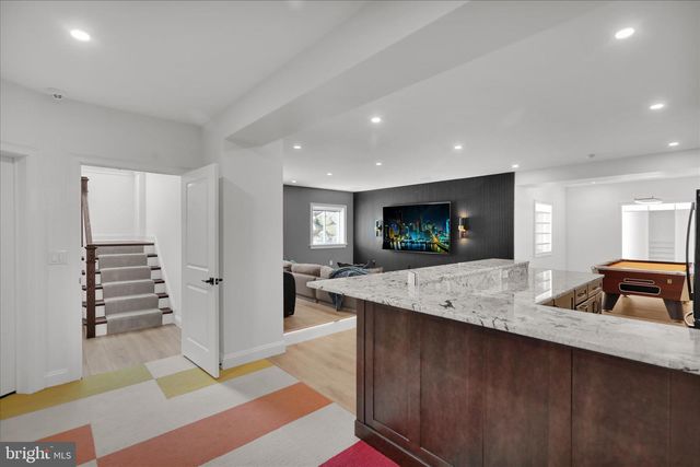 658 FLEETWOOD DR, Lititz, PA 17543