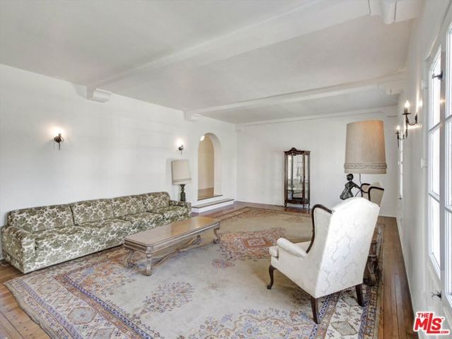 228 S Detroit Street, Los Angeles, CA 90036
