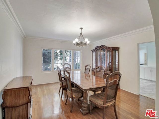 228 S Detroit Street, Los Angeles, CA 90036
