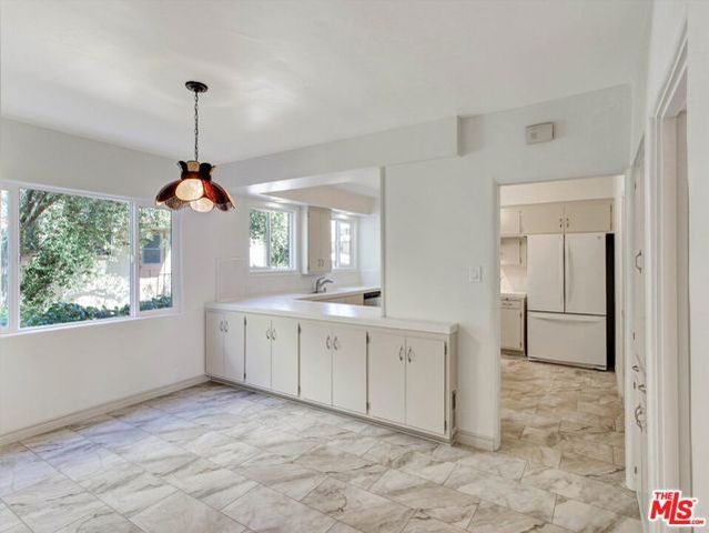 228 S Detroit Street, Los Angeles, CA 90036