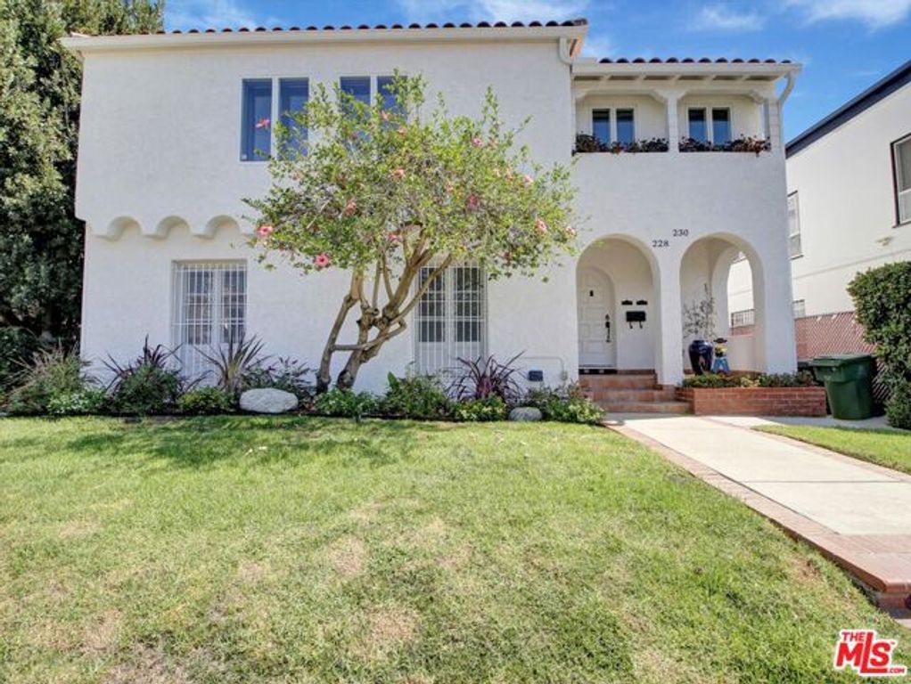 228 S Detroit Street, Los Angeles, CA 90036