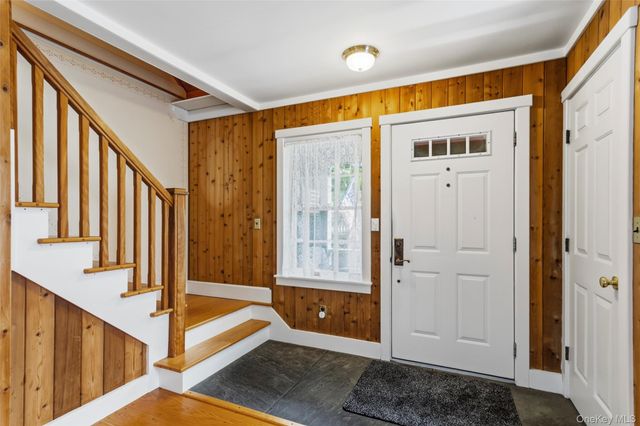 60 Livingston Avenue, Valhalla, NY 10595
