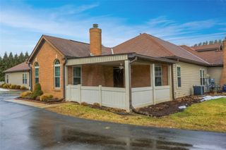 55 Ashford Drive, Cranberry Twp, PA 16066
