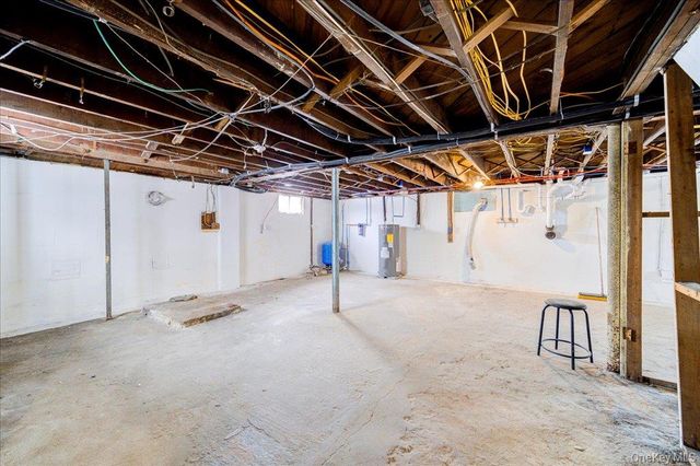 392 Titusville Road, Poughkeepsie, NY 12603