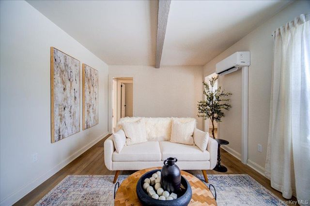 392 Titusville Road, Poughkeepsie, NY 12603