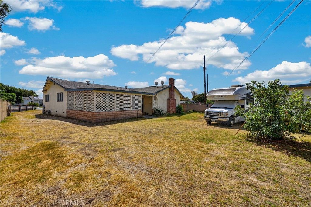 1126 N Center Street, Orange, CA 92867 — photo 2