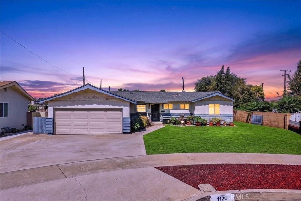 1126 N Center Street, Orange, CA 92867 — photo 3