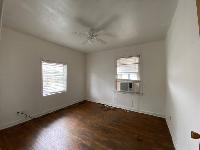 6658 Stearns Street, Houston, TX 77021