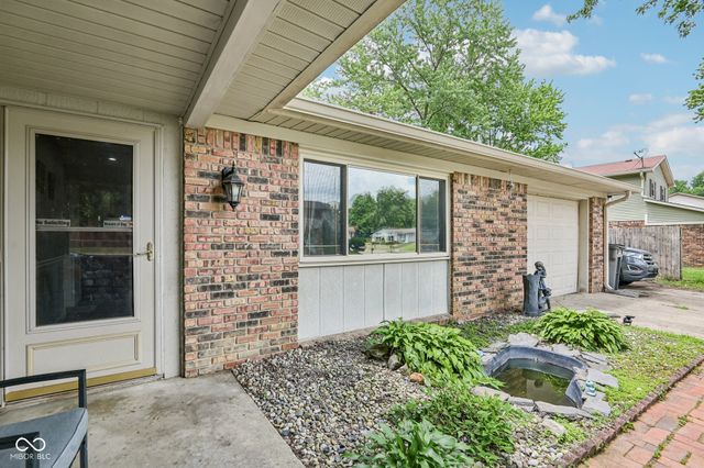 7120 Hearthstone Way, Indianapolis, IN 46227