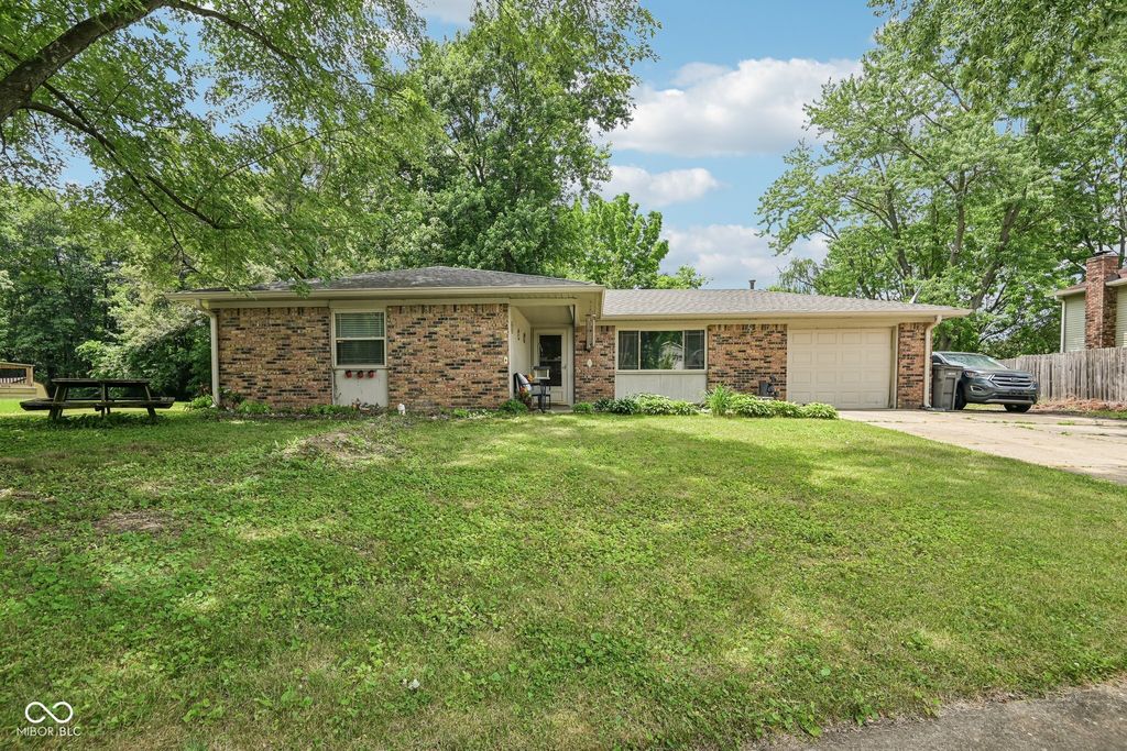 7120 Hearthstone Way, Indianapolis, IN 46227