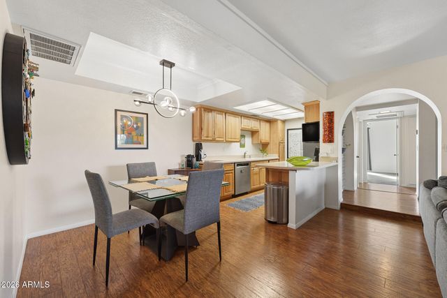 7557 N DREAMY DRAW Drive 251, Phoenix, AZ 85020